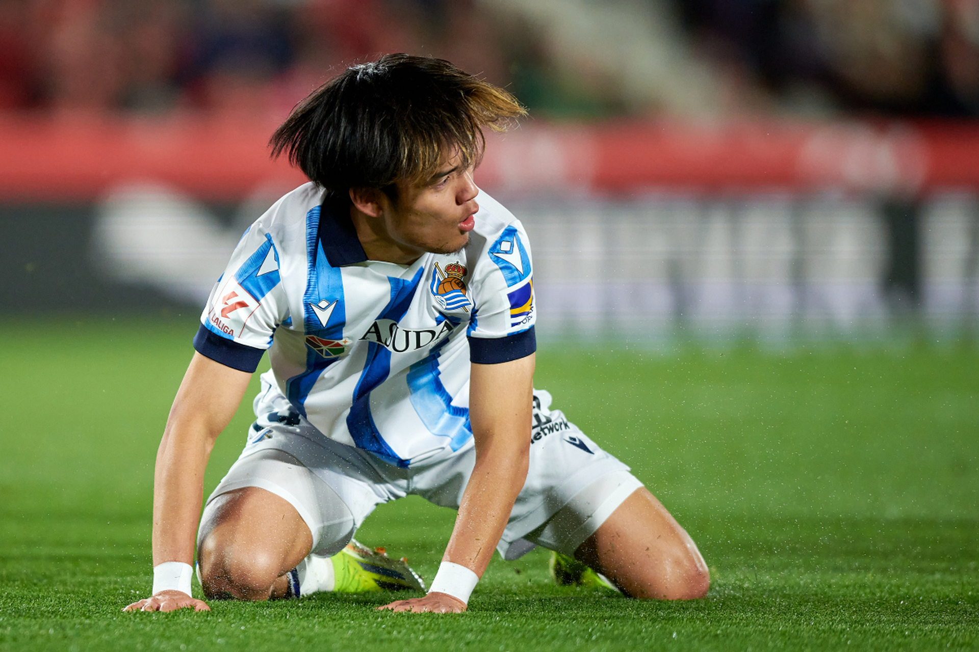 爱游戏官方网站-包含比利亚雷亚尔发布备战花絮，关键时刻状态回暖，葡超任务艰巨，球队文化再被提及的词条